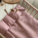 Paturica bebe din satin si stofa de vafe cu pilota, roz pudra (6)